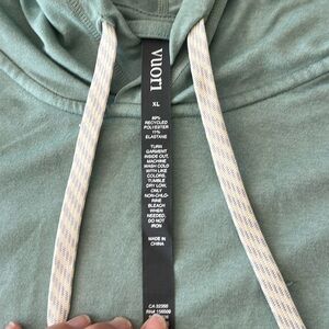 Vuori XL Hooded Halo Sweatshirt